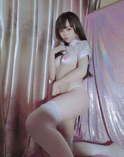 扒开胸罩疯狂揉搓奶视频